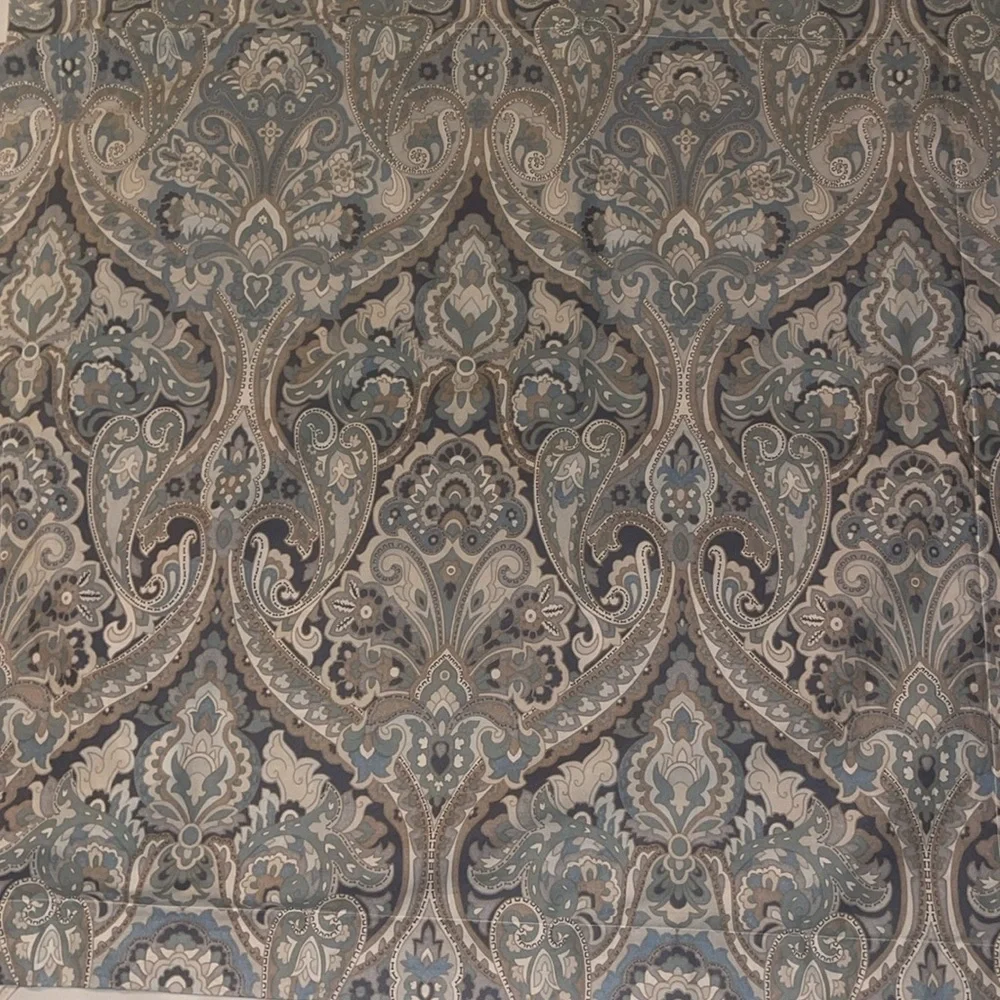 Pottery Barn Mackenna Paisley Percale Sham standard pillow cover